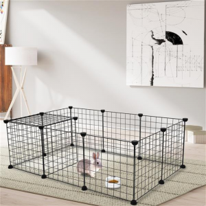 12 Pieces of Iron Mesh Material Fence